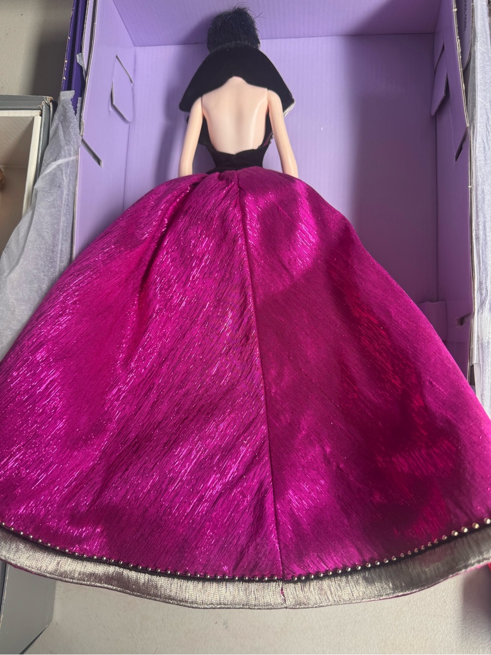 Bob Mackie Brunette Brilliance Barbie Doll B0585, Red Carpet Edition, NRFB, 2002 - Picture 2 of 5